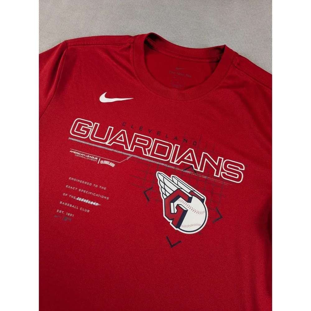 Cleveland Guardians Shirt Mens Medium Red Nike Dri-Fit Training MLB Baseball